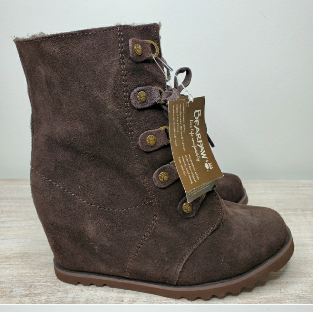BEARPAW Bonnie Lace Up Boots